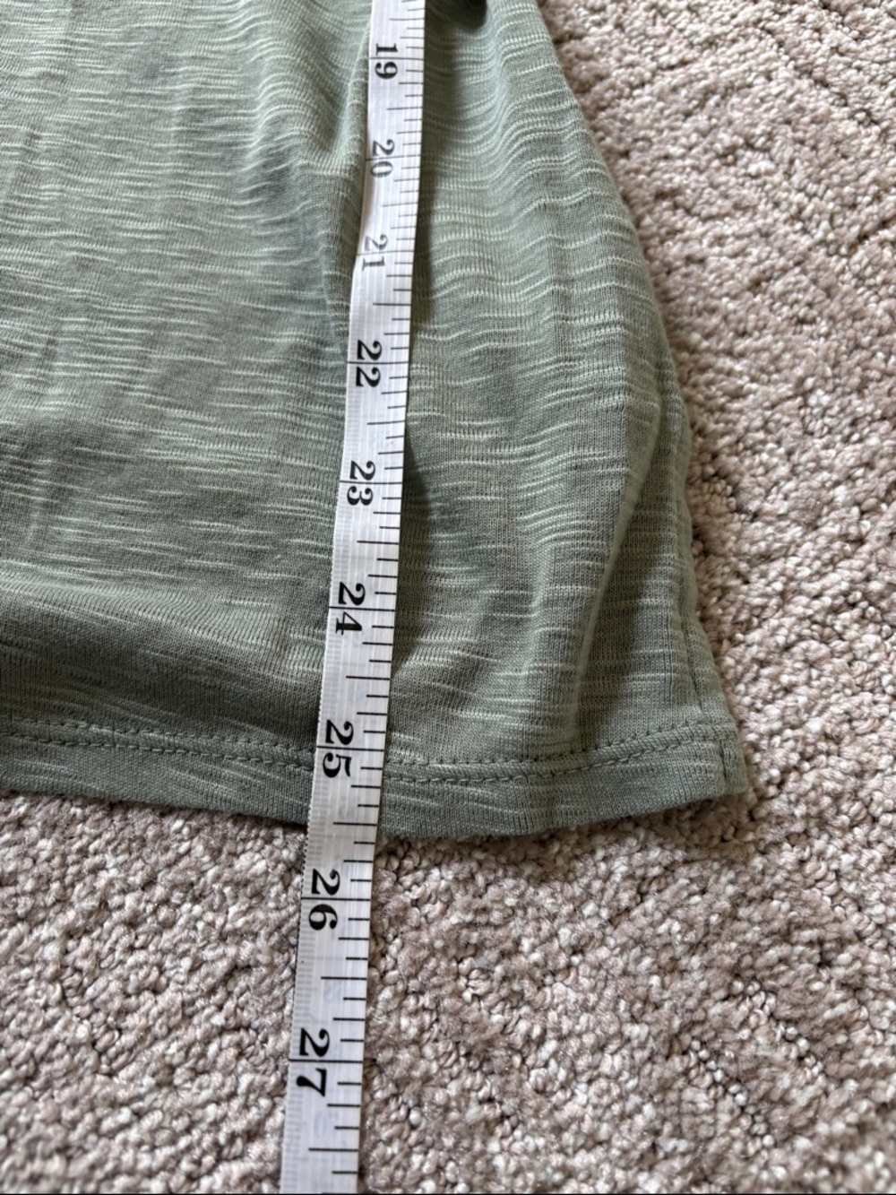 J.jill Women’s olive green v neck tee in EUC 🍀 - Picture 6 of 7